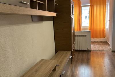 Garsonieră decomandată în Central - 2