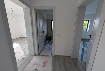 Casa cu garaj Lilieci- teren 540m, canalizare, apa, gaz. - 9