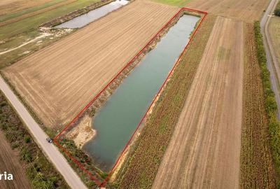 Spațiu comercial, în Santăul Mic