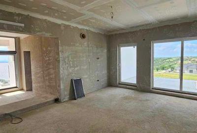 Casă cu 5 camere în Central - 3