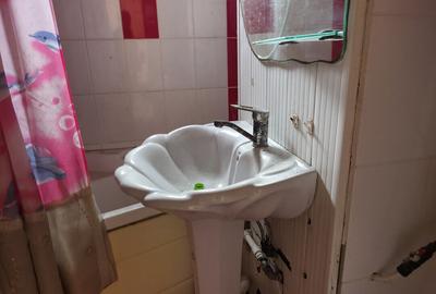Apartament cu 3 camere semidecomandat în Central - 12