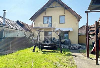 Casa de vanzare cu teren 523 mp in Sanmartin - 17