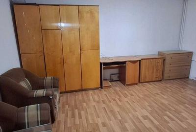 Garsonieră decomandată în Giurgiului