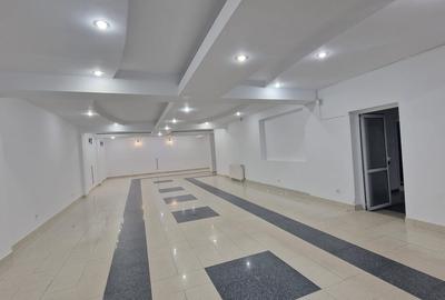 Spatiu comercial. 163mp, Calea Bucuresti - 1