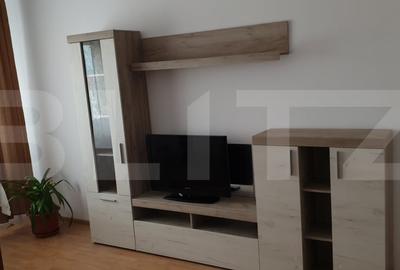 Apartament decomandat - Langa Liceul Ecaterina - 2