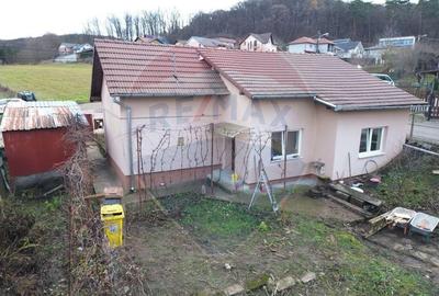 Casa de vanzare strada Angarul de Sus, Media? - 2