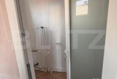 Spațiu comercial, de 320 mp, în Central - 13