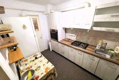 Apartament cu 3 camere decomandat în Tudor Vladimirescu