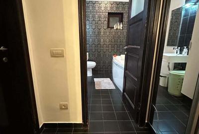 Apartament cu 5 camere decomandat în Panduri - 8