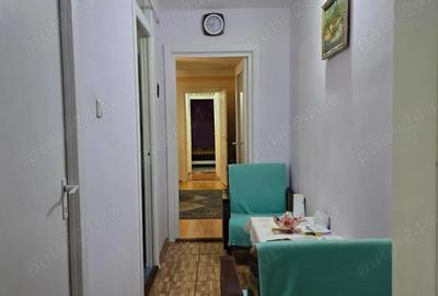 Apartament cu 3 camere decomandat în Lipovei - 3