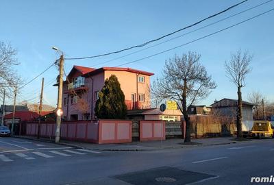 Casă cu 7 camere cu Teren 270 Mp în Rahova - 1