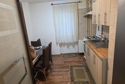 Apartament cu 3 camere decomandat în Prundu - 3
