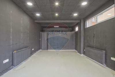 Spatiu comercial de inchiriat zona Garii, vitrina pe doua laturi - 5