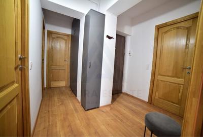 Apartament cu 3 camere decomandat, mobilat în Piața Cluj - 2