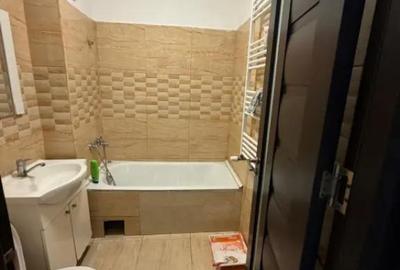 Apartament cu 3 camere semidecomandat în Central - 5