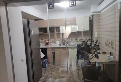 Apartament cu 2 camere decomandat, mobilat în City Park Mall - 3