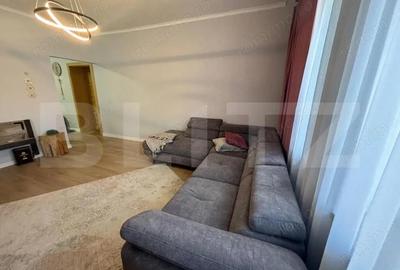 Casă cu 5 camere cu Teren 1200 Mp în Central