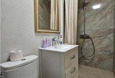 Apartament deosebit cu 3 camere str. Castelului - Comision 0% - 35