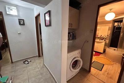 Apartament cu 3 camere decomandat în Bocșa - 12