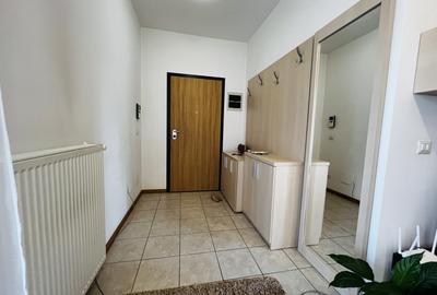Apartament cu 3 camere semidecomandat, mobilat în Dumbrăvița - 3