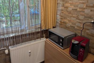 Tineretului Metrou,bl.MIXT,parter/8,,decomandata,mobilata si utilata - 6