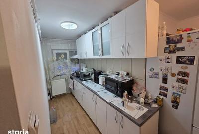 Apartament cu 3 camere semidecomandat în Central - 3