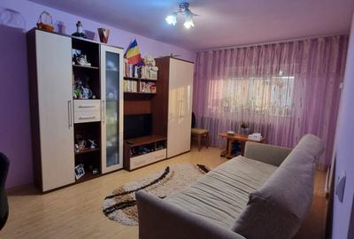 Apartament cu 2 camere decomandat în Orizont - 1