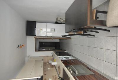 Navodari- apartament cu 3 camere decomandat, mobilat ?i utilat - 12