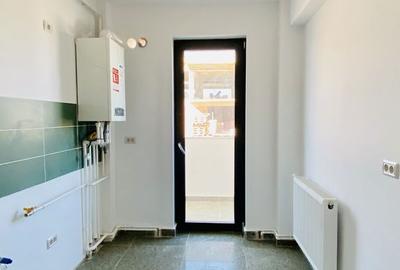 Apartament cu 6 camere decomandat în Hlincea - 4