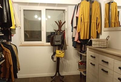 Apartament cu 4 camere decomandat în Central - 2