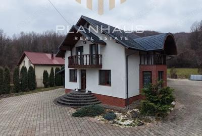 Casă cu Teren 2000 Mp în Tăuții-Măgherăuș