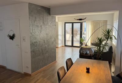 Apartament cu 3 camere decomandat, mobilat în Nord