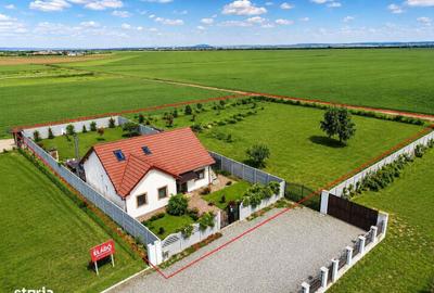 Casă cu 4 camere în Livada de Bihor