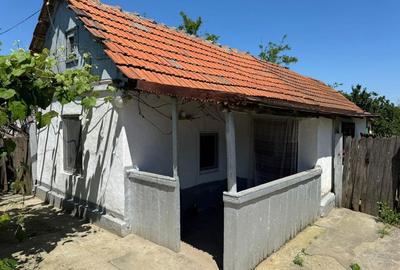 Casă cu 4 camere în Ulmu - 4