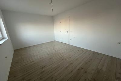 Duplex cu 3 camere cu Teren 180 Mp în Sânandrei - 4