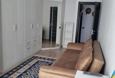 Proprietar vand ap 3 camere etaj 2 - 3