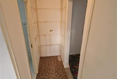 Decomandat 2 camere etaj 3 zona Lipovei Decomandat 2 camere etaj 3 zona Lipovei - 10