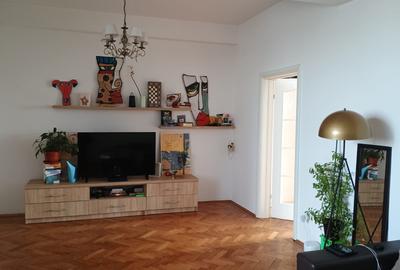 Magheru 2 camere spatios si renovat, mobilat elegant. - 8