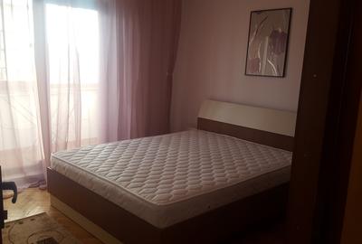 3 cam decomandat amenajat Centrala Clima 2 bai 2 balcoane Complet Mobilat  Utila 3 cam decomandat amenajat Centrala Clima 2 bai 2 balcoane Complet Mobilat  Utila - 8