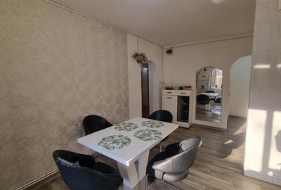Apartament cu 3 camere decomandat în Răcădău - 7