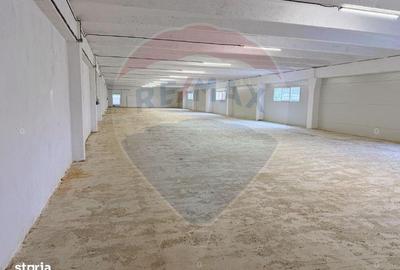 Spațiu comercial, de 1,370 mp, în Central - 2