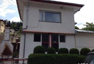 Casă cu 6 camere în Zamora