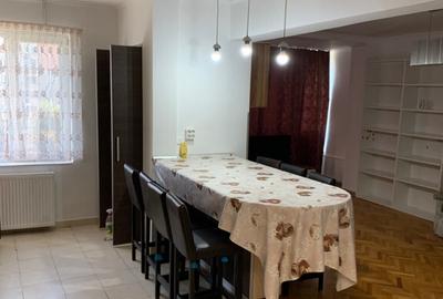 Apartament de inchiriat 3 camere zona Nufarul - 2