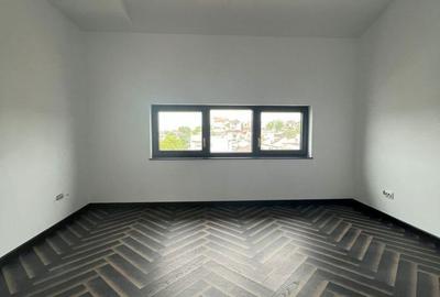 Apartament cu 8 camere în Mitropolie - 8