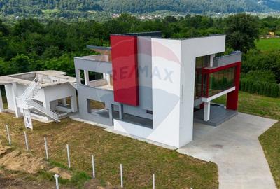 Casă individuală cu 5 camere cu Piscina în Bistrița - 54