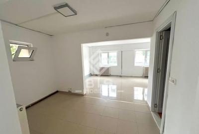 Spațiu comercial, de 85 mp, în Nord - 3