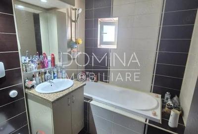 Vanzare apartament 3 camere, situat ULTRACENTRAL, strada Unirii - 7