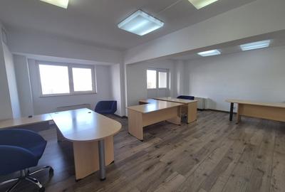 Birou, de 438 mp, în P-ța Victoriei - 10