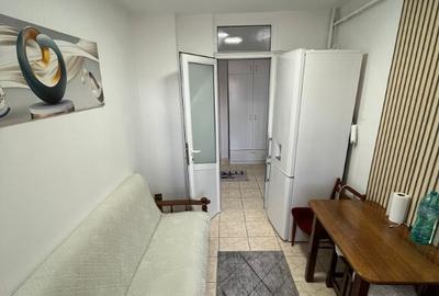 Inchiriez apartament 2 camere decomandat Micro 12 - 5