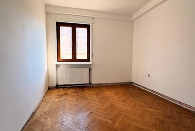 Apartament cu 3 camere semidecomandat în P-ța Alba Iulia - 7